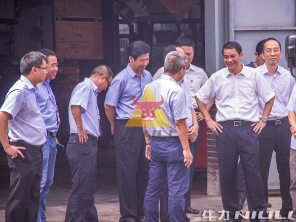 江門市委書記林應(yīng)武到牛力機械調(diào)研 江門市委書記林應(yīng)武到牛力機械調(diào)研